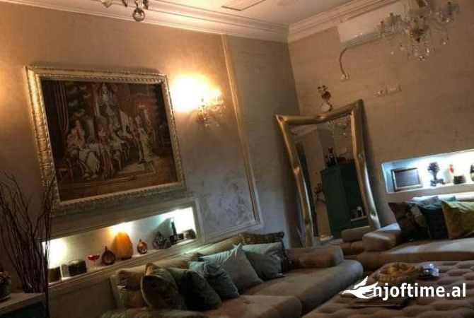 Ambient biznesi me qera 3+1 ne Tirane - 500 Euro