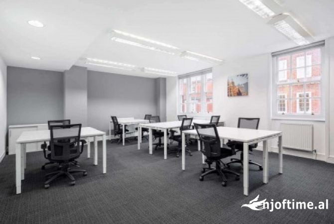 Ambient biznesi me qera 3+1 ne Tirane - 1,400 Euro