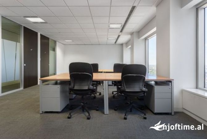 Ambient biznesi me qera 3+1 ne Tirane - 2,000 Euro