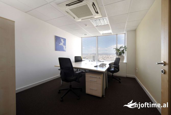 Ambient biznesi me qera 3+1 ne Tirane - 950 Euro