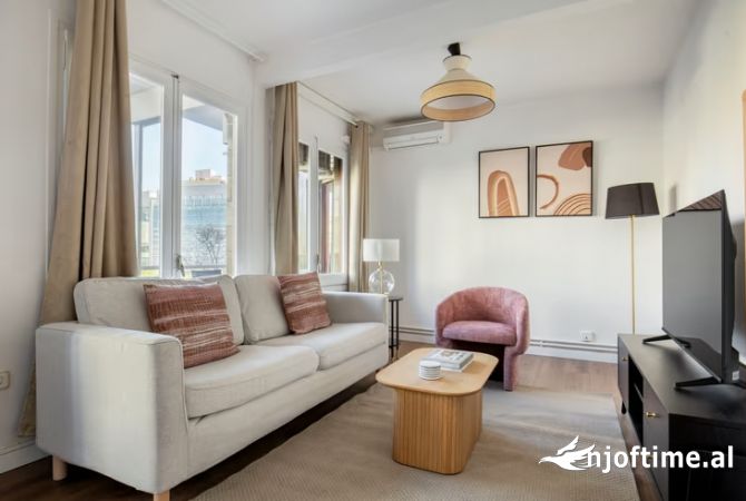Shtepi me qera 2+1 ne Tirane - 750 Euro