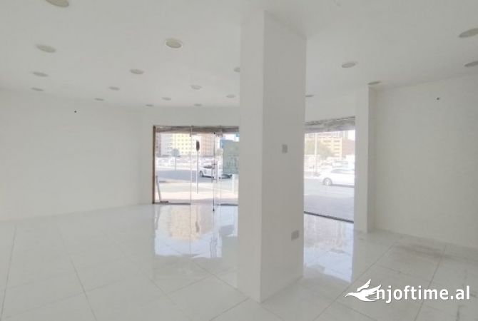 Ambient biznesi ne shitje 1+1 ne Tirane - 340,000 Euro