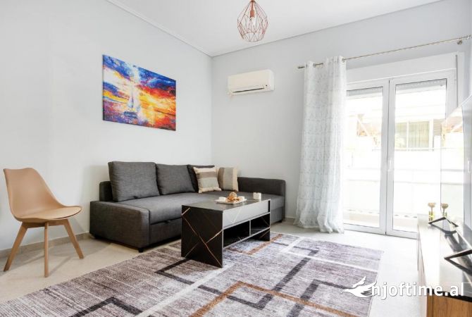 Shtepi me qera 2+1 ne Tirane - 650 Euro