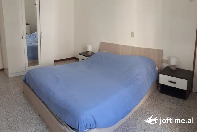 Shtepi me qera 1+1 ne Tirane - 400 Euro