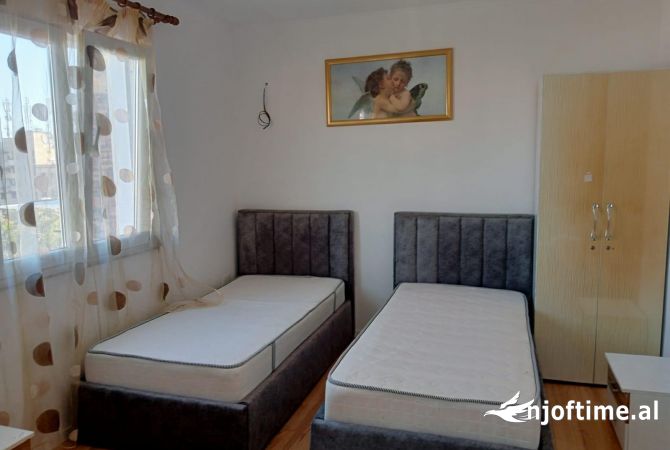 Shtepi me qera Garsoniere ne Tirane - 350 Euro
