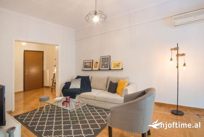 Shtepi me qera 2+1 ne Tirane - 650 Euro