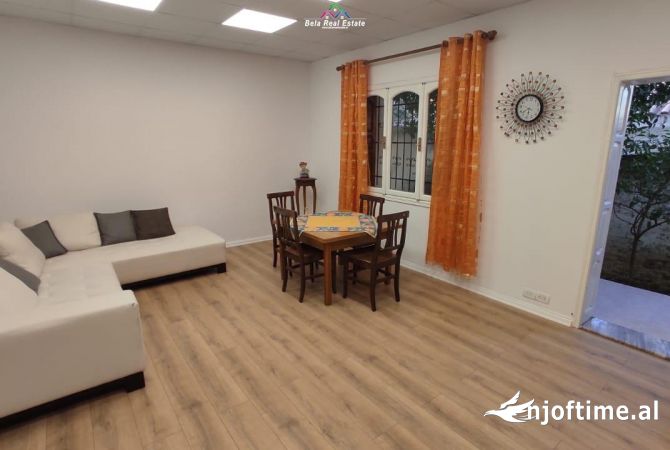Shtepi me qera 4+1 ne Tirane - 1,500 Euro