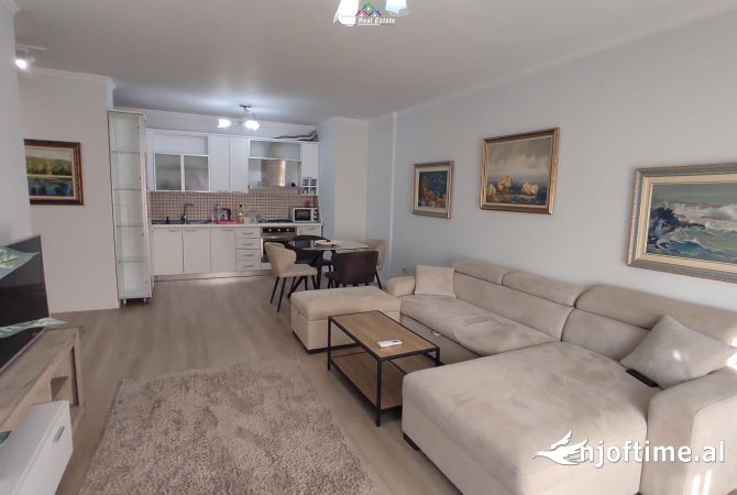 Shtepi me qera 1+1 ne Tirane - 700 Euro