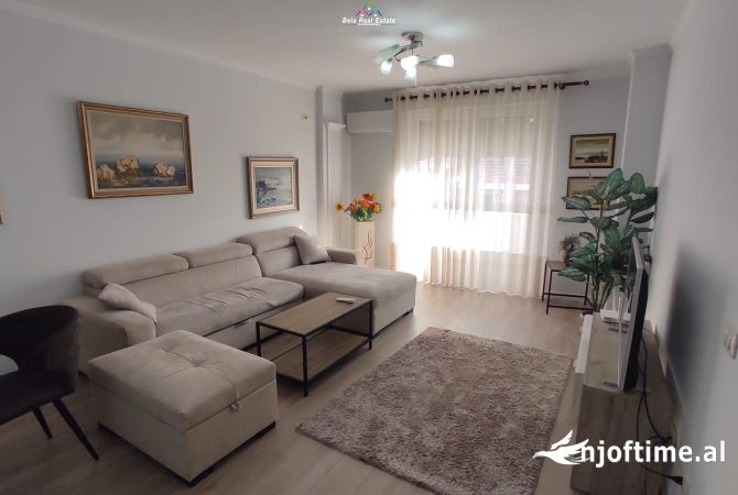 Shtepi me qera 1+1 ne Tirane - 700 Euro