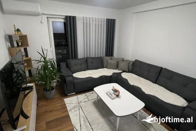 Shtepi me qera 1+1 ne Tirane - 550 Euro