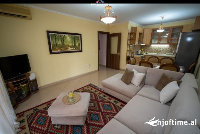 Shtepi me qera 1+1 ne Tirane - 500 Euro