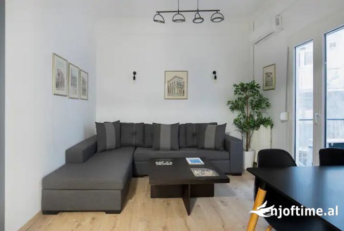 Shtepi me qera 3+1 ne Tirane - 900 Euro