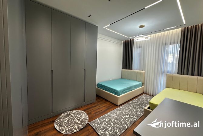 Shtepi me qera Apartament ne Tirane, 2+1, Mobilimi E mobiluar, Pagesa 1,000  Euro.