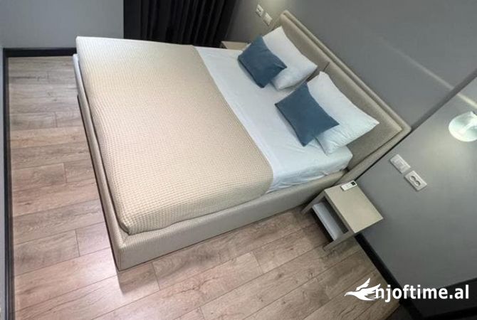 Shtepi me qera 2+1 ne Tirane - 1,500 Euro