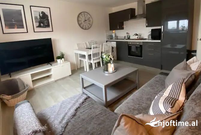 Shtepi me qera 2+1 ne Tirane - 720 Euro