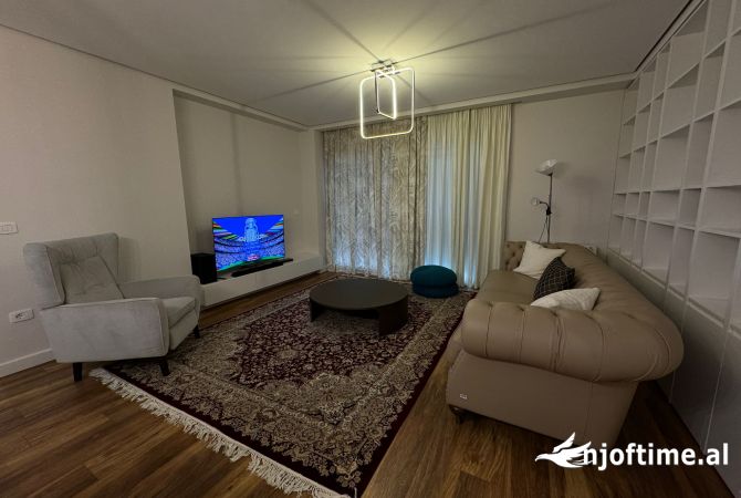 Shtepi me qera 1+1 ne Tirane - 2,500 Euro