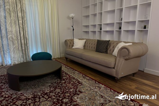 Shtepi me qera 1+1 ne Tirane - 2,500 Euro