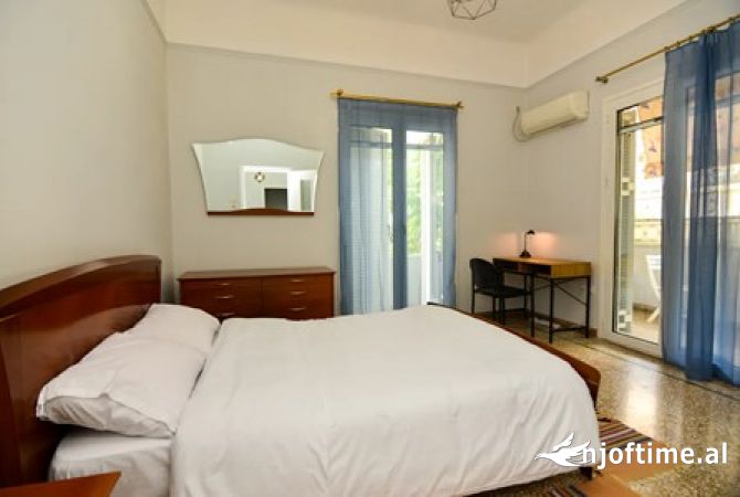 Shtepi me qera 2+1 ne Tirane - 500 Euro