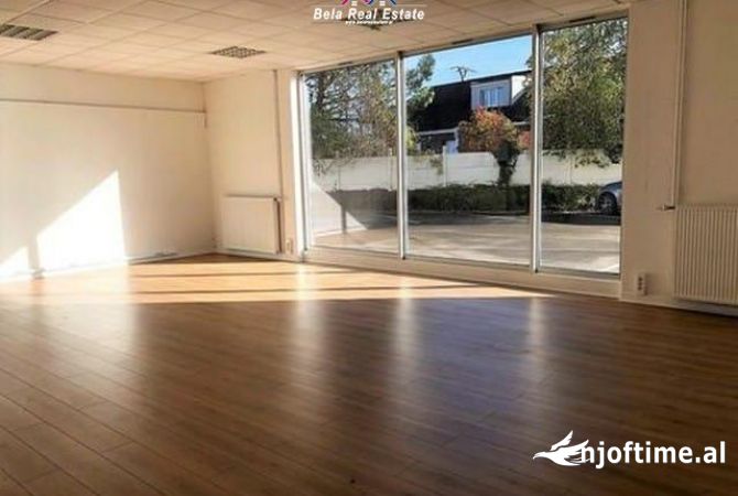 Ambient biznesi me qera 1+1 ne Tirane - 800 Euro