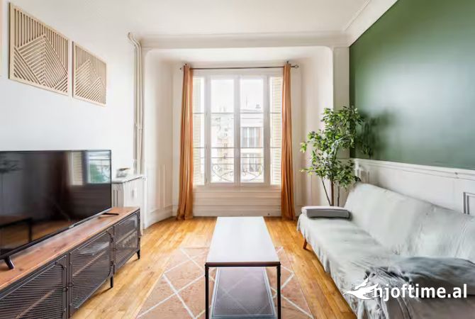 Shtepi me qera 2+1 ne Tirane - 650 Euro