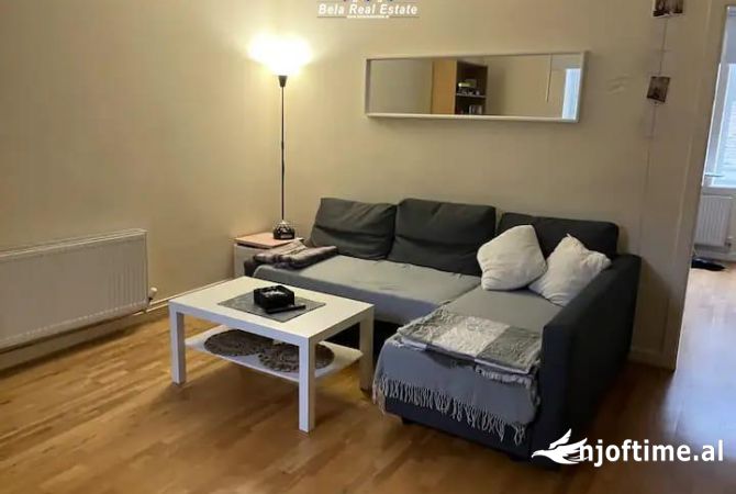 Shtepi me qera 2+1 ne Tirane - 800 Euro