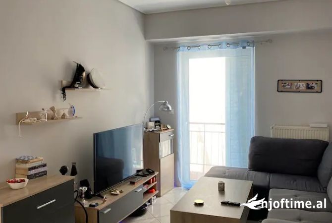 Shtepi me qera 2+1 ne Tirane - 400 Euro