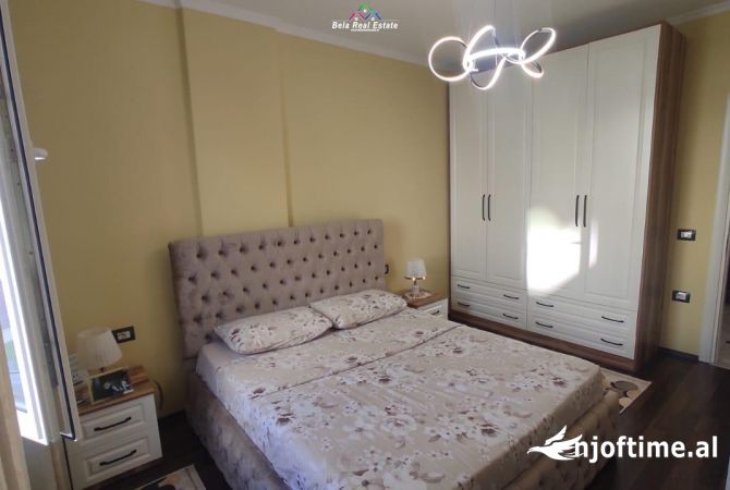Shtepi me qera Apartament ne Tirane, 1+1, Mobilimi E mobiluar, Pagesa 500  Euro.