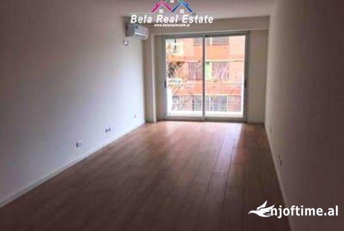 Ambient biznesi me qera 3+1 ne Tirane - 800 Euro