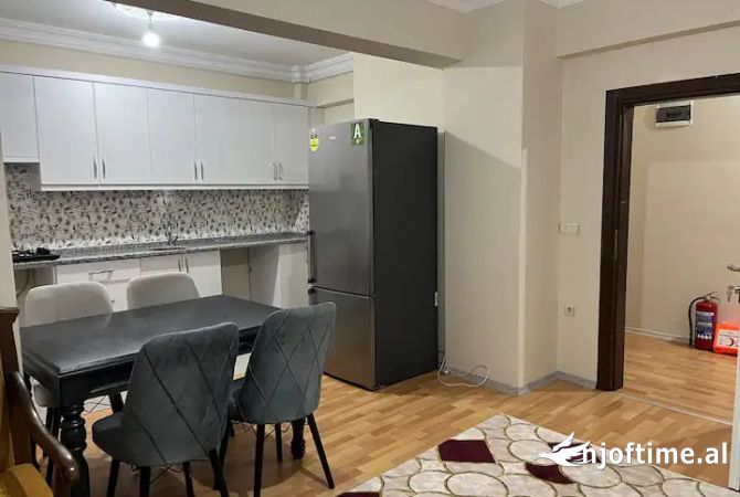 Shtepi me qera 1+1 ne Tirane - 350 Euro