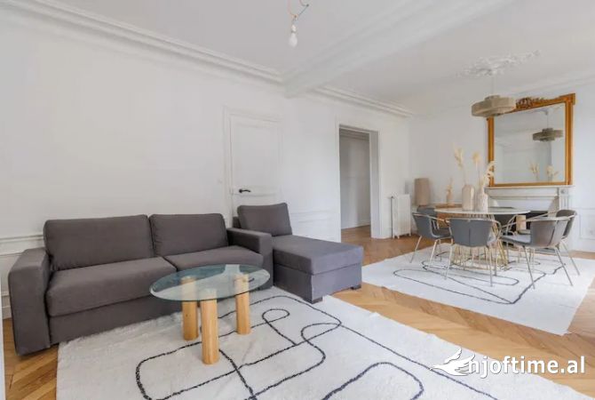 Shtepi me qera 2+1 ne Tirane - 700 Euro