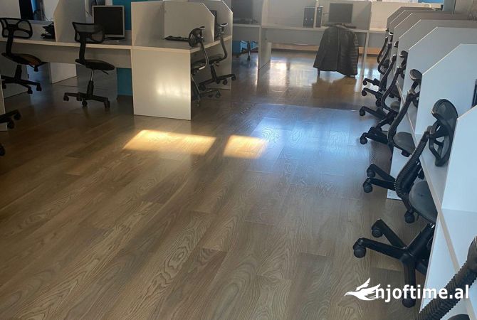 Ambient biznesi me qera 3+1 ne Tirane - 3,000 Euro