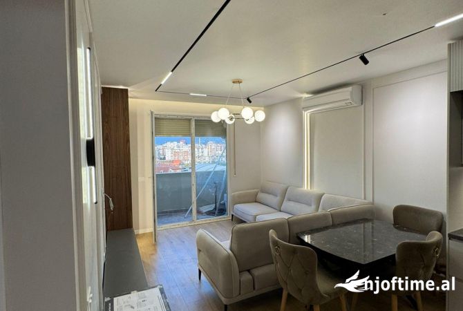 Shtepi ne shitje 1+1 ne Tirane - 160,000 Euro