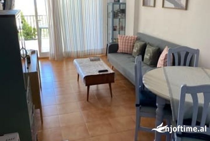 Shtepi me qera 2+1 ne Tirane - 550 Euro