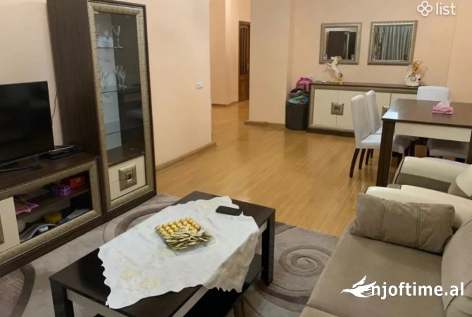 Shtepi me qera 1+1 ne Tirane - 450 Euro