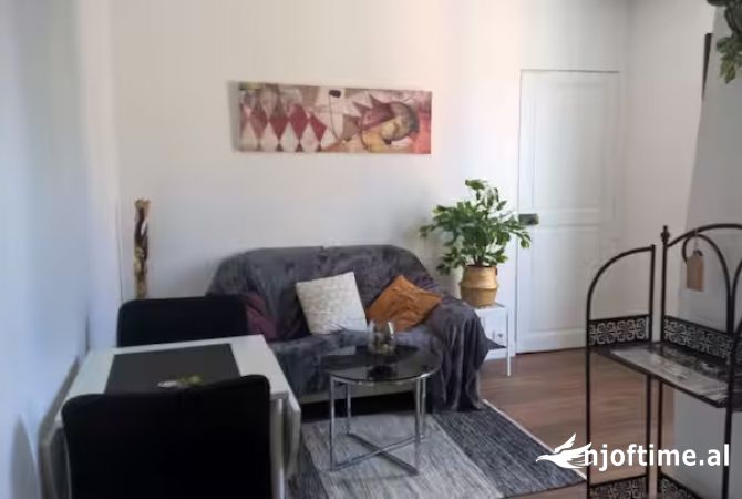 Shtepi me qera 1+1 ne Tirane - 400 Euro