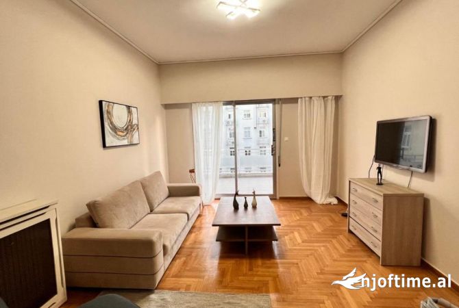 Shtepi me qera 2+1 ne Tirane - 550 Euro