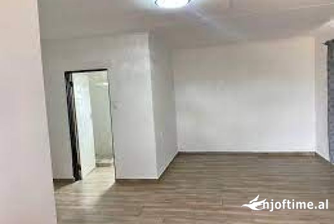 Shtepi ne shitje 2+1 ne Tirane - 152,000 Euro