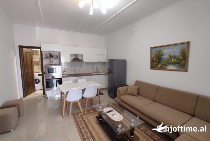 Shtepi me qera 1+1 ne Tirane - 500 Euro
