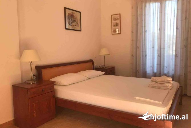 Shtepi me qera 2+1 ne Tirane - 450 Euro