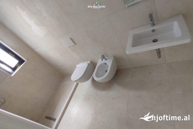 Zyre me qera 2+1 ne Porcelan (ID BZ2530) Tirane.