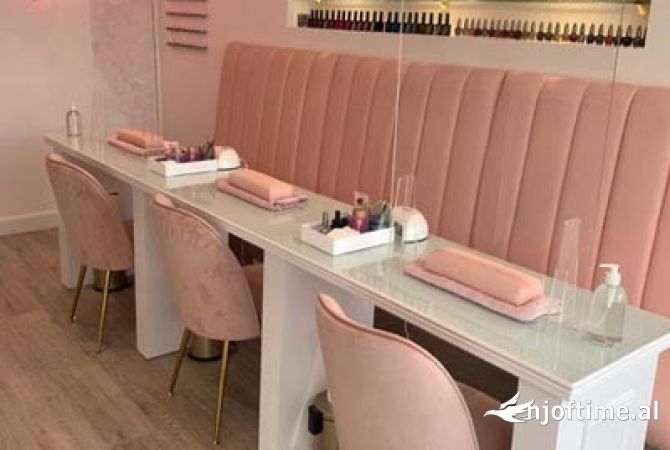 Ambient biznesi me qera 1+1 ne Tirane - 250 Euro
