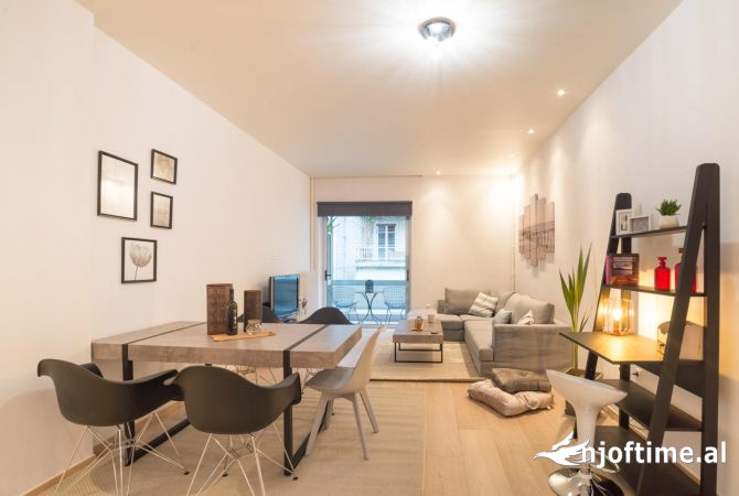 Shtepi me qera 2+1 ne Tirane - 1,500 Euro