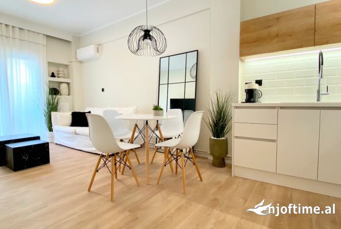 Shtepi ne shitje 2+1 ne Tirane - 450,000 Euro