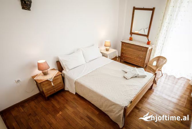 Shtepi me qera 3+1 ne Tirane - 700 Euro