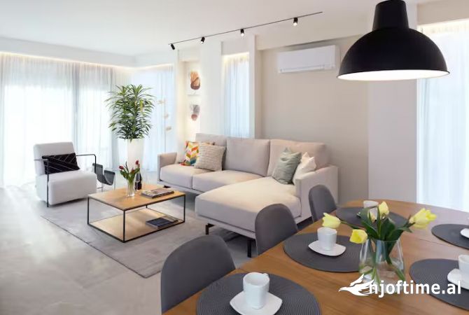 Shtepi me qera 2+1 ne Tirane - 1,300 Euro