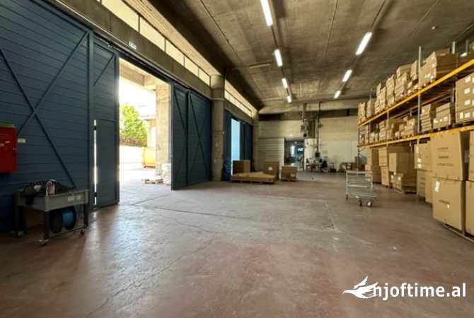 Ambient biznesi me qera 4+1 ne Tirane - 4,000 Euro