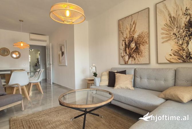 Shtepi me qera 2+1 ne Tirane - 600 Euro