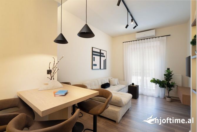 Shtepi me qera 2+1 ne Tirane - 600 Euro