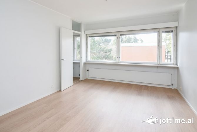 Ambient biznesi me qera 3+1 ne Tirane - 510 Euro