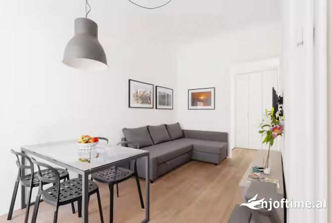 Shtepi me qera 1+1 ne Tirane - 560 Euro
